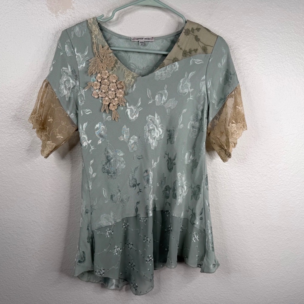 Spencer Alexis Women's Top Green Sz 6P Lace Ethereal Artsy Fairy Romantic